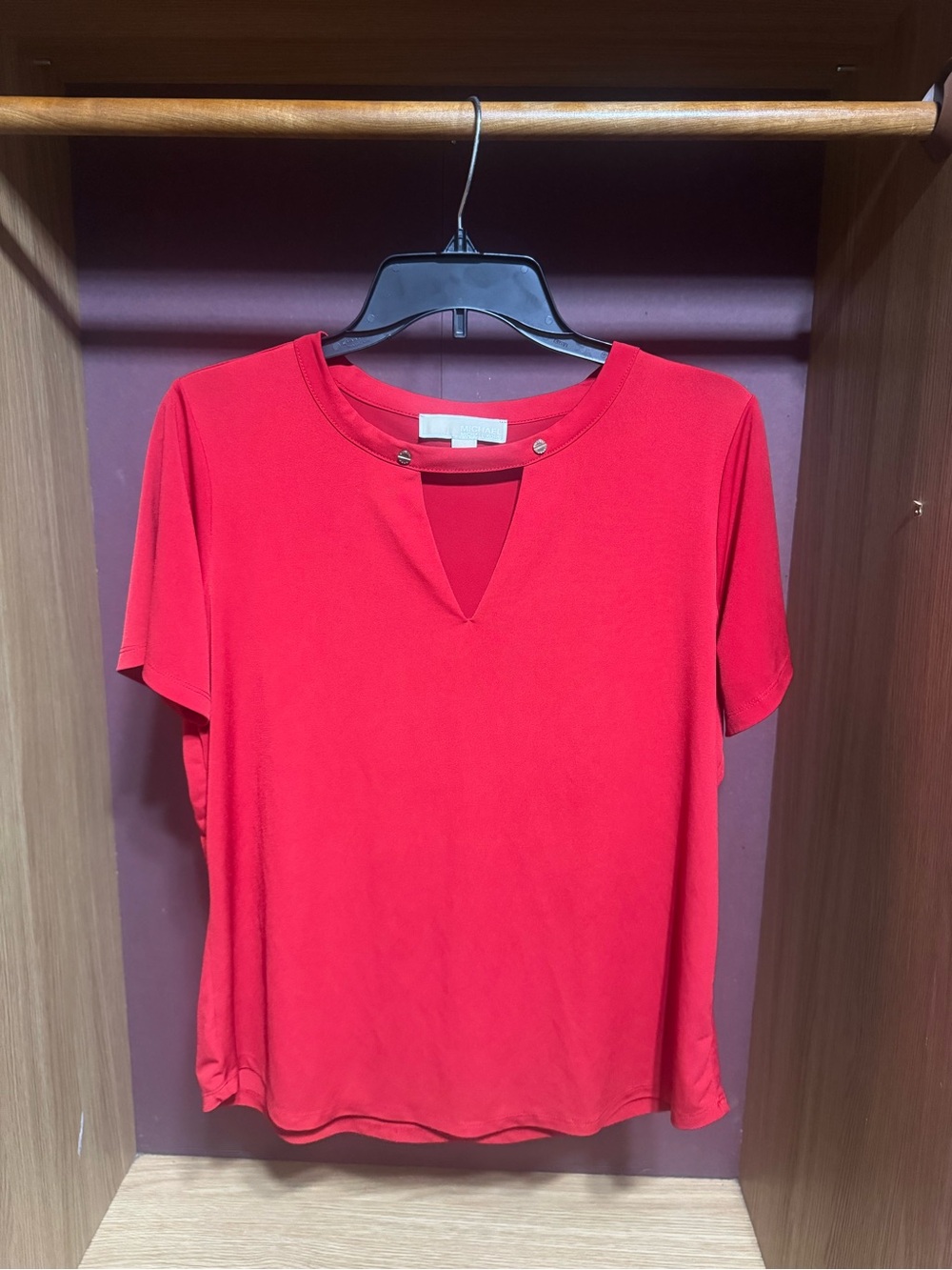 MICHAEL Michael Kors Red Keyhole Short Sleeve Top Size Large